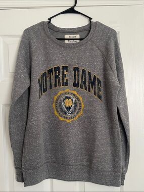 Notre Dame Gray Crewneck Sweatshirt - Women's Medium